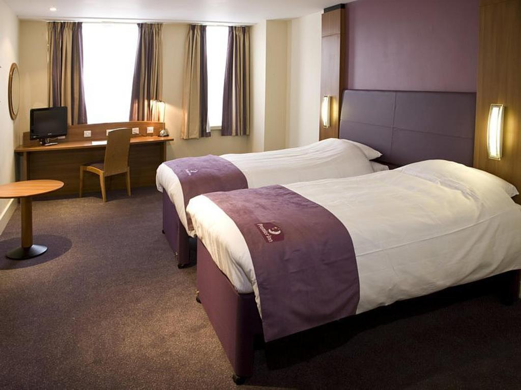 Premier Inn Tring Quarto foto